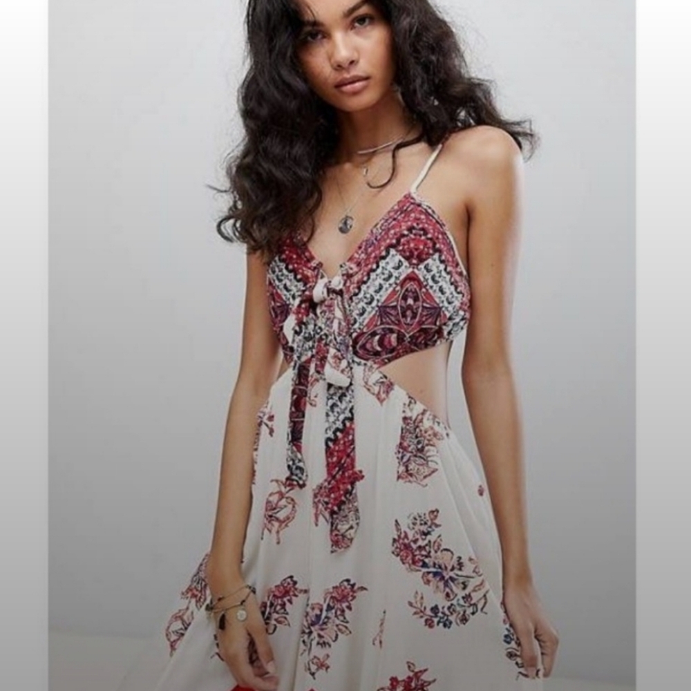 Free People Romper Crop Wide Leg Boho Peasant Cut Out Size M Festival 70s Vibe - Picture 2 of 9